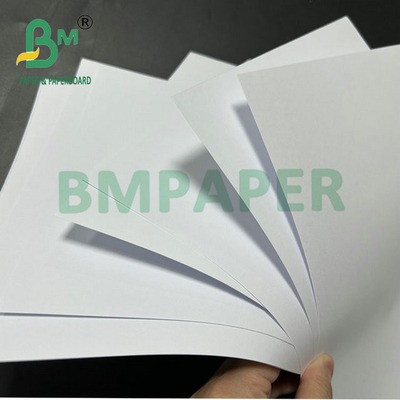 100جرام 120جرام ورق طباعة أوفست أبيض غير مغطى للكاليندر 95 × 130 سم