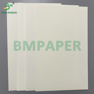 700 × 1000 ملم الورق المقوى من الطين الورق المقلب من جديد ورق CRB 350gsm لصنع صندوق التعبئة والتغليف التجميلي