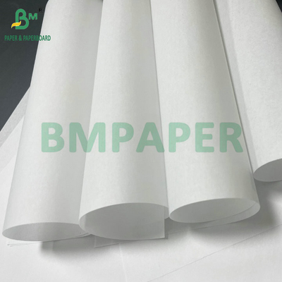الورق الخالي من الخشب 884mm 1017mm 40gsm لطباعة المنشورات والكتب