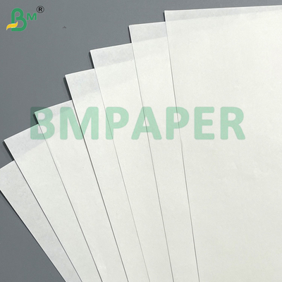 80GSM 90GSM ورق الكرافت الأبيض للحقائب المقاومة للدموع عالية المقاومة للأغذية آمنة الخشب الكامل