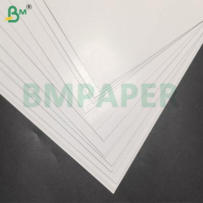 C1S ورق كرومية جانب واحد لامعة مطبقة 70gsm لطباعة الملصقات