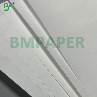 0.135mm 0.14mm قوة الختم العالية قوة الشد العالية 1073B 1059B نسيج طبي - الدرجة الورق غير المنسوج دوبون لحقائب التعقيم