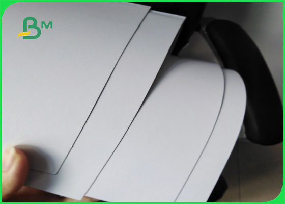 250 300 350GSM اللوحة المزدوجة المغطاة من الجانب العلوي الرمادي