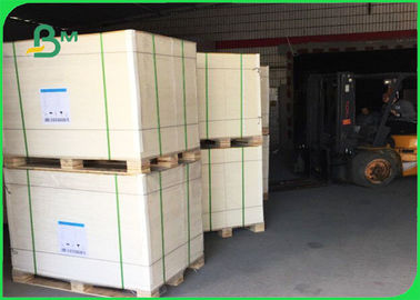 ورقة كرتون امتصاص الحبر جيدة 300 / 400gsm PackIing الخارجي من المكرونة سريعة التحضير