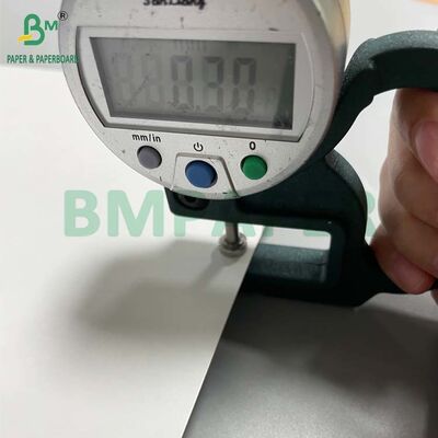 المقاومة الجيدة الورق المقوى الأبيض الأسود 0.3MM لصنع بطاقات اللعب
