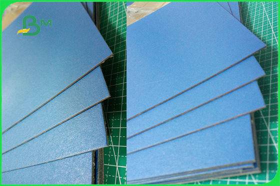 FSC ملون ملون ورنيش جامدة مقوى 2.0mm لصناديق هدايا عيد الميلاد