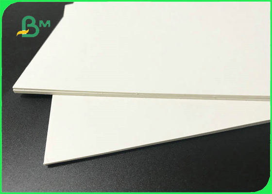 61 * 61 سم 1.5 مم 2.0 مم FSC & SGS Duplex Board White Back لصناديق مستحضرات التجميل